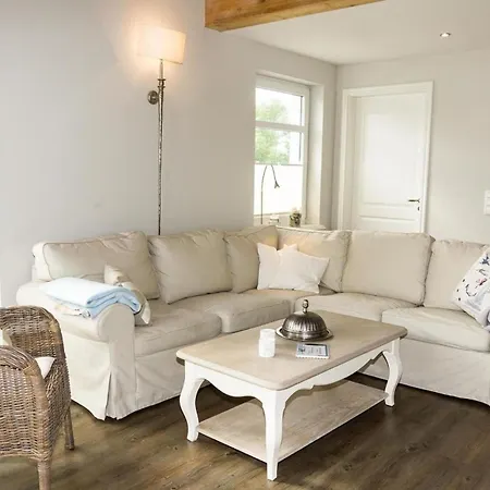 Ferienresidenz Haus Vogelflug Fehmarn-ostseeferien Meerblick-fehmarnsund Strandresidenz Vogelflug 147 6 Apartment *